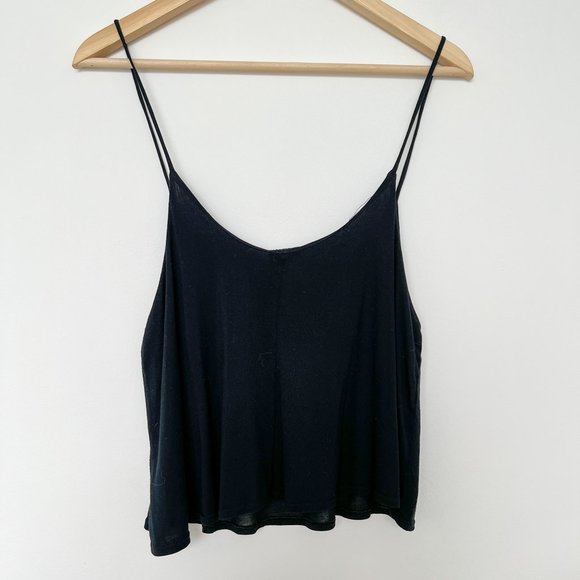 Stretchy Spaghetti Strap Cropped Tiny Tank - Picture 4 of 4